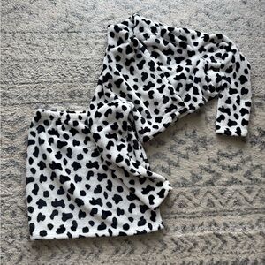 SHEIN Black and White Cow Print Fabric